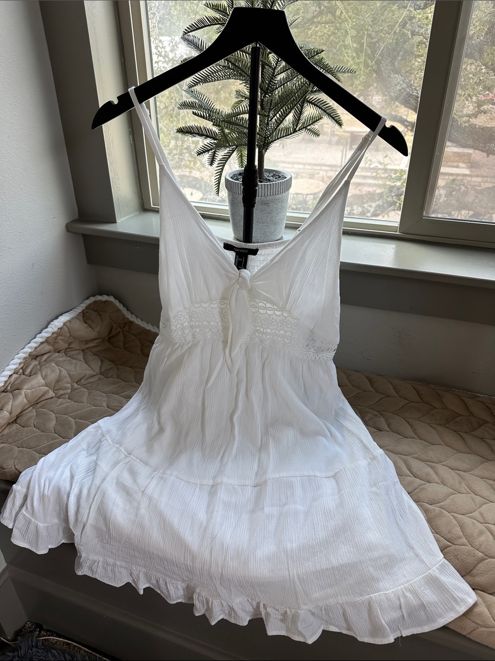 Forever 21 White Lace-Detail V-Neck Spaghetti Strap Chemise